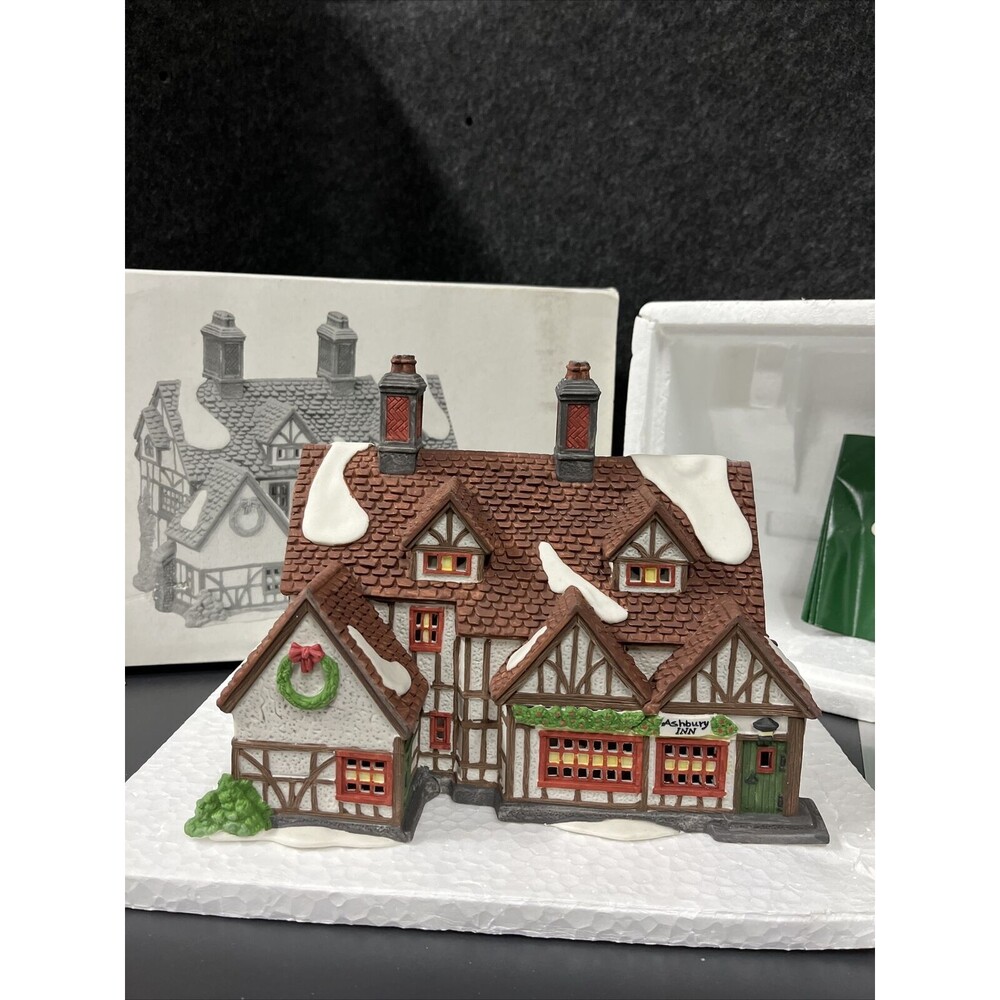 VTG‎ NIB 1991 Dept 56 Heritage Dickens Village Series Ashbury Inn #5555-7